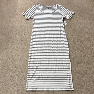 Old Navy Fitted Short-Sleeve Rib-Knit Midi Dress - Earth Brown Stripe
